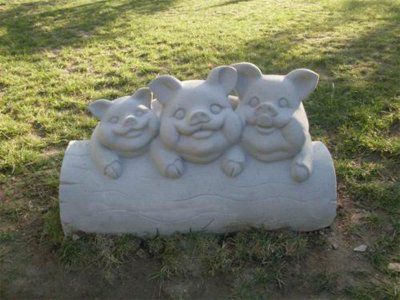 石雕三只小猪